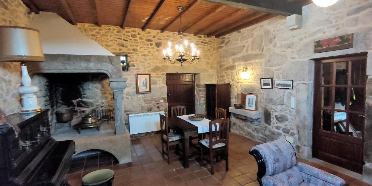 הוילה סנטיאגו דה קומפוסטלה Casa Do Santo מראה חיצוני תמונה